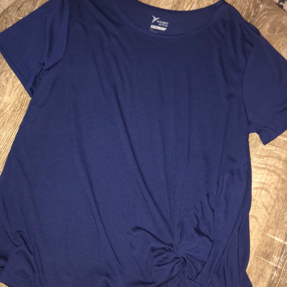 Old navy active navy blue large top